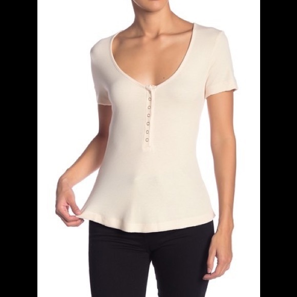Socialite Tops - Socialite Blush Tee Shirt Top Large NWT New